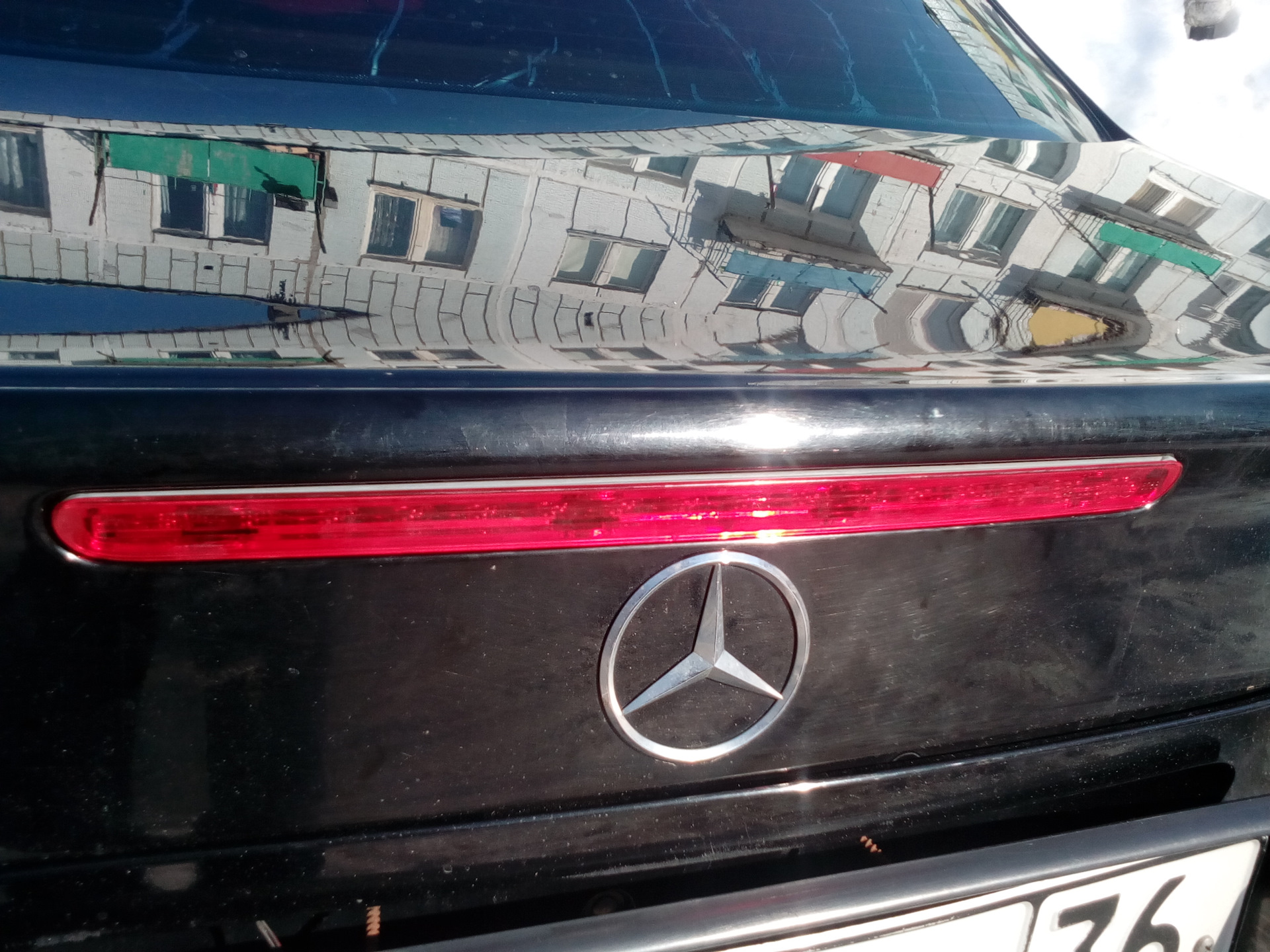 Замена дополнительного стоп-сигнала — Mercedes-Benz C-Class (W203), 1,8 ...