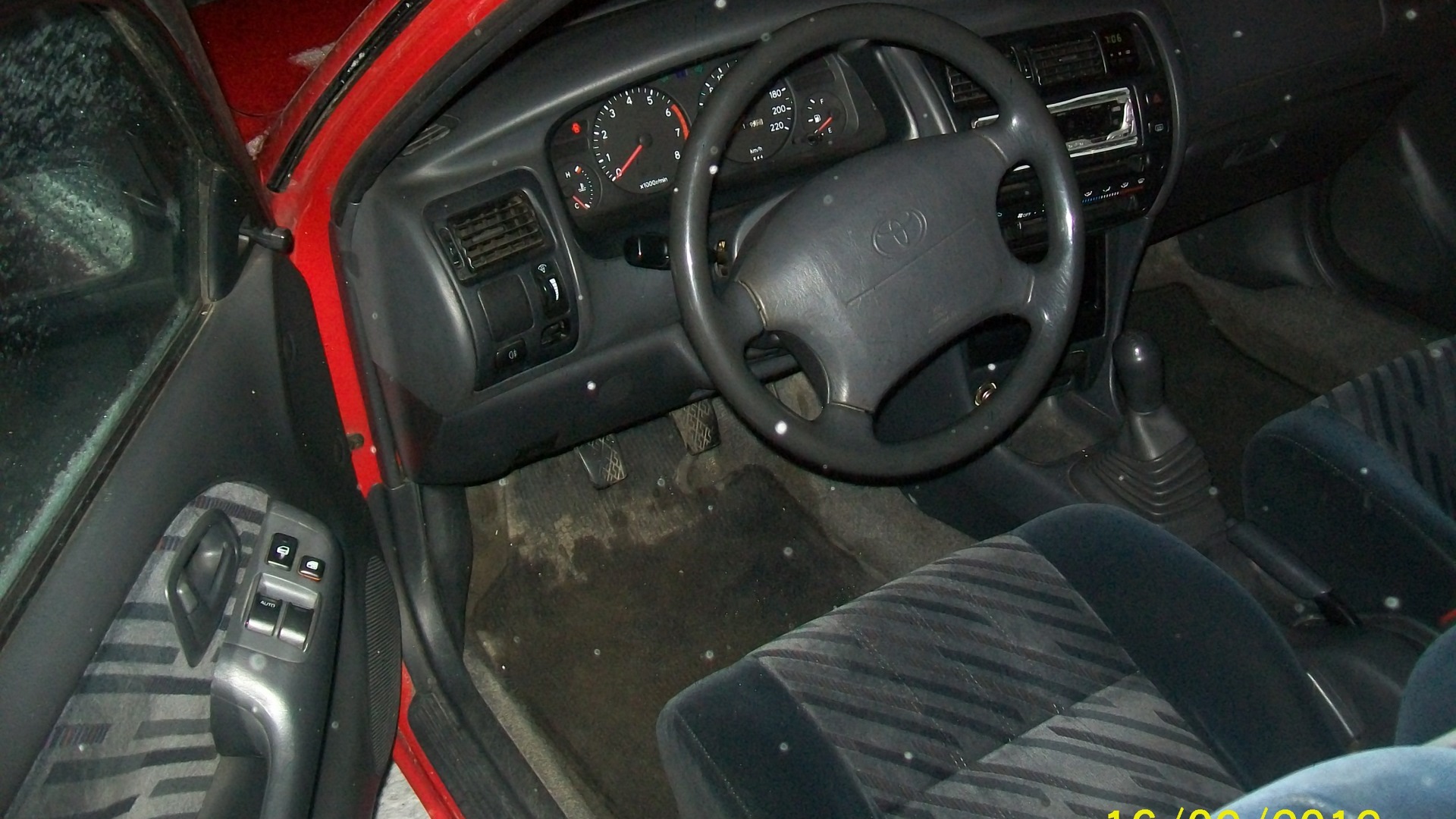 toyota corolla 1995 interior