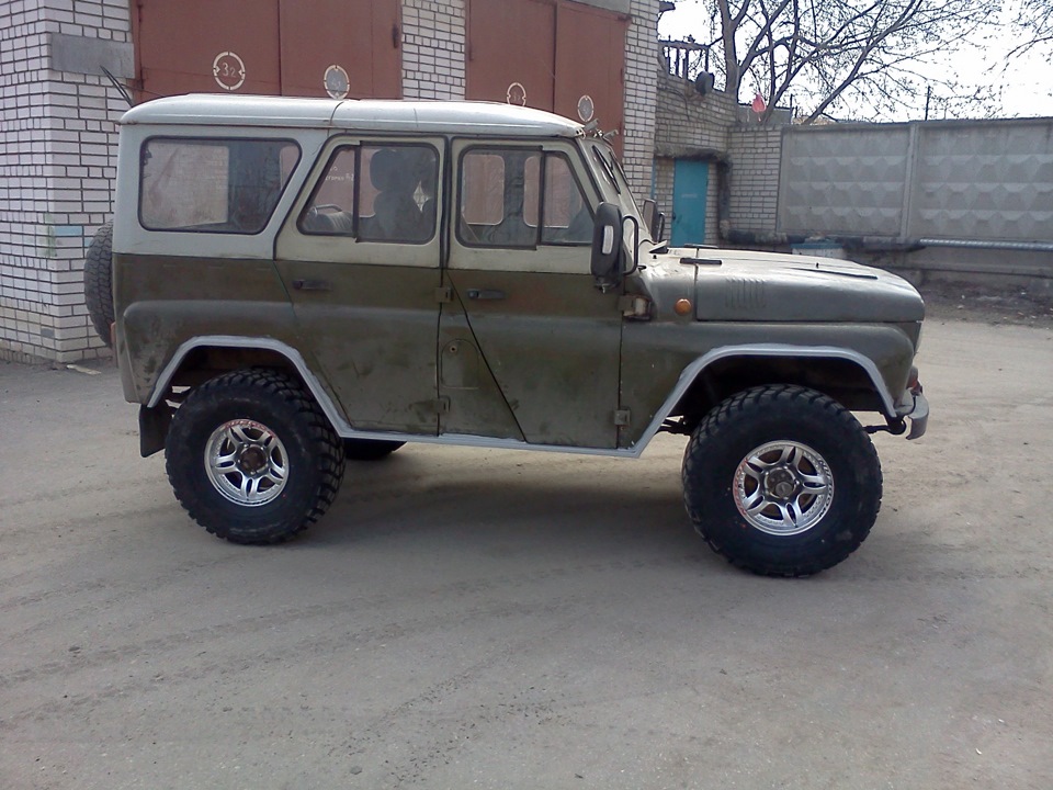 Продам уаз 31512. УАЗ 31512-01. УАЗ 31512 красный. UAZ 31512 2.4 55kw. Gauge Color УАЗ 31512.