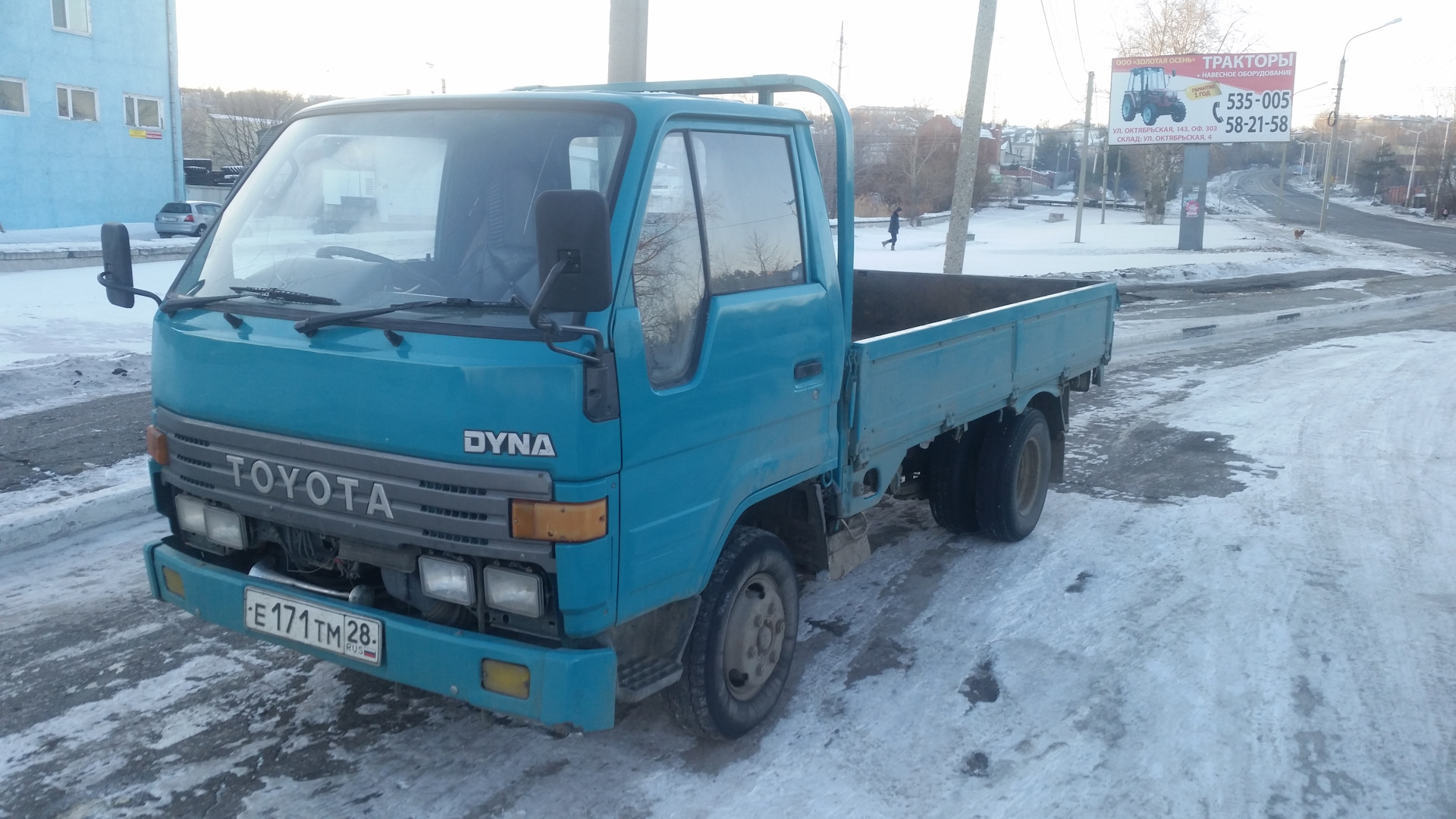 Toyota Dyna 1991. Тойота Дюна bu72. Кабина Тойота Дюна bu73. Toyota Dyna 2013.