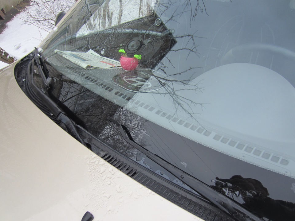 Ночью сперли бескаркасный дворник BOSCH 20"…под окном…не заметили…и ...