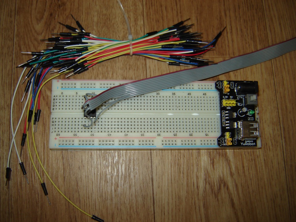 Usbasp как прошить. Attiny13 USBASP. USBASP + макетная плата AVR. USBASP Arduino Pro Mini. Макетная плата для микроконтроллеров AVR.