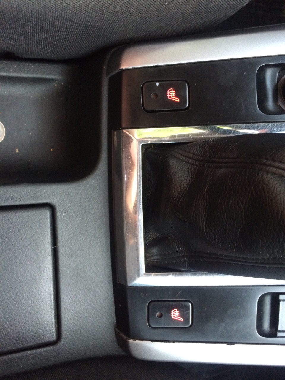 Сгорели 2 лампочки на подогреве сидений! — Suzuki Grand Vitara (2G), 2 ...