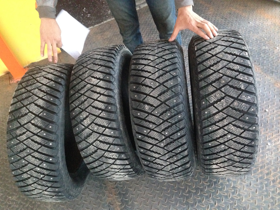 Комплект зимней резины на дисках — Hyundai ix35, 2 л, 2014 года | шины ...