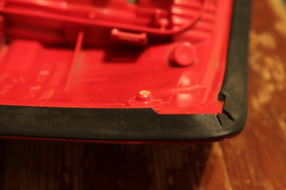 замена задней лампочки стоп сигнала и габарита P21/5W — Audi A4 Avant ...