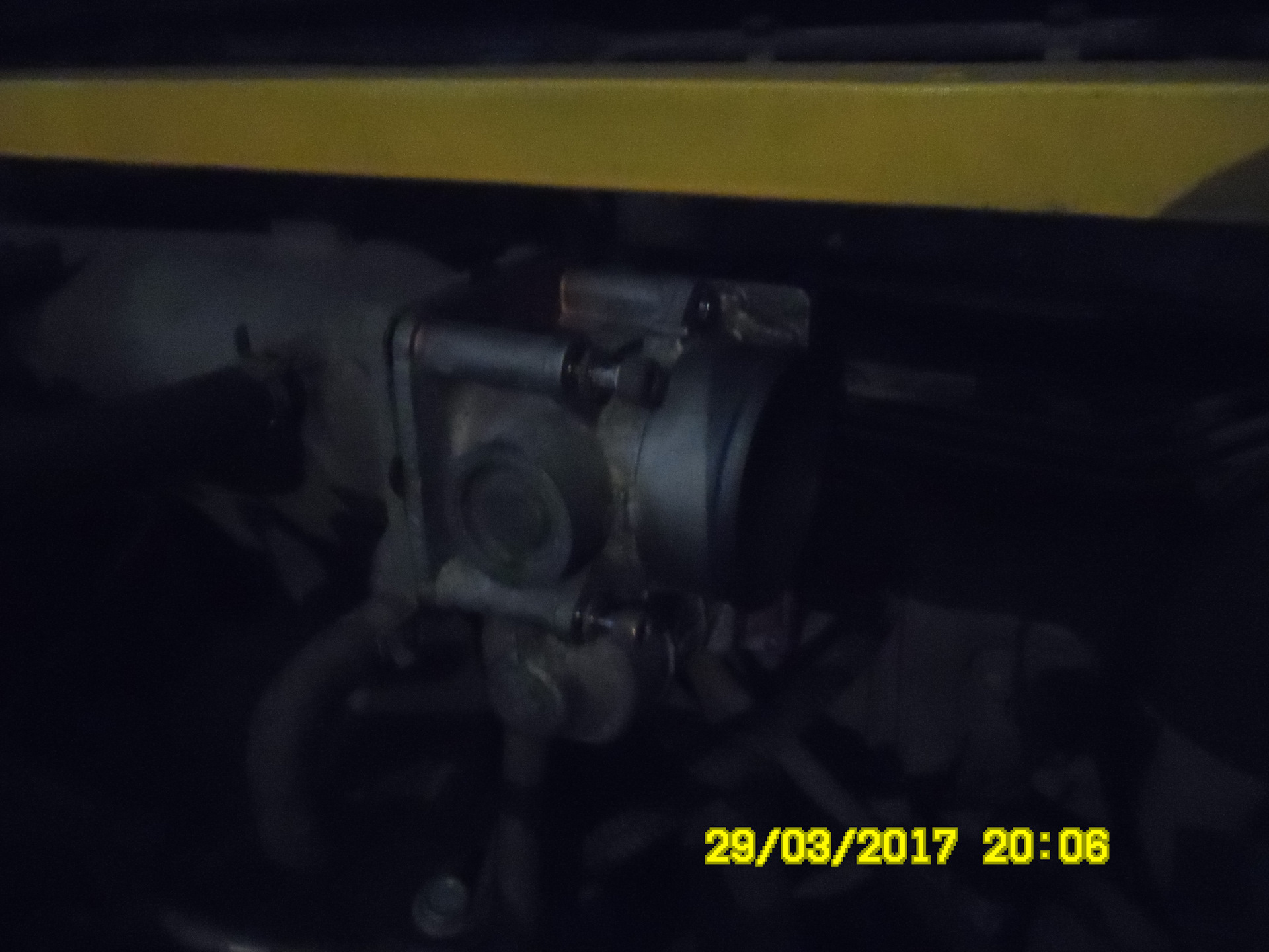Дроссельная заслонка — Nissan Almera Classic (B10), 1,6 л, 2006 года ...