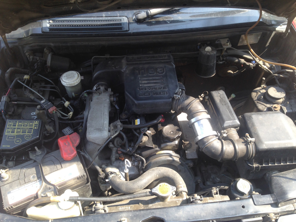 Порвалась гофра воздушного фильтра — Mitsubishi Pajero Junior, 1,1 л ...