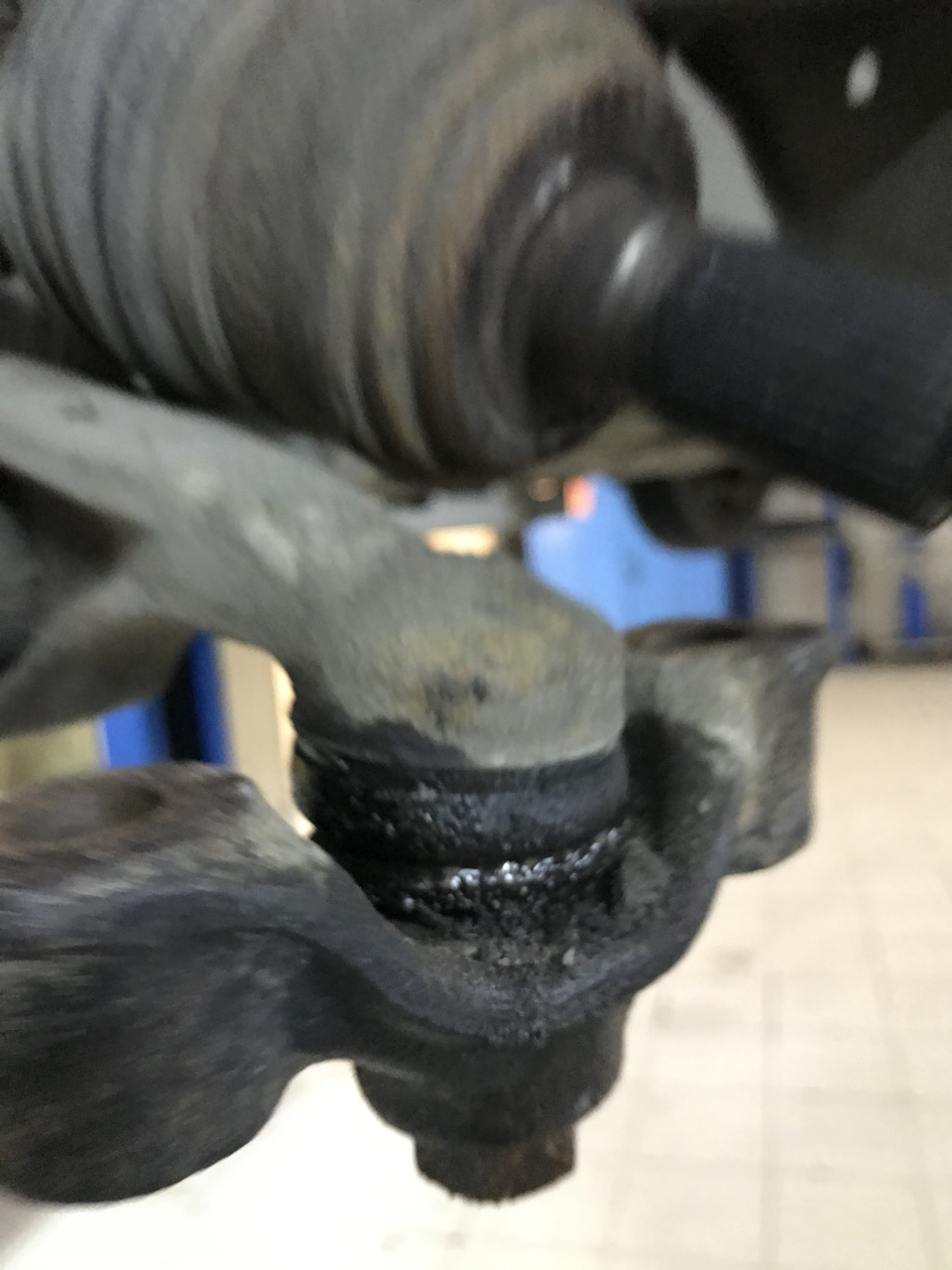 Скрипы в подвеске — Mazda 6 (2G) GH, 1,8 л, 2011 года | поломка | DRIVE2