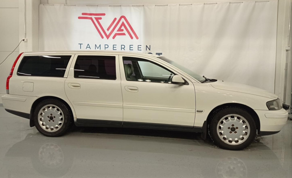 размерности дисков и покрышек по заводу — Volvo V70 II, 2,5 л, 2006 ...