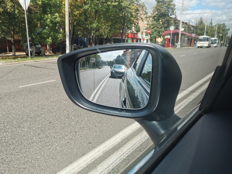 Не даёт покоя значок мазды 🐽 на решётке — Mazda 6 (3G) GJ, 2,5 л, 2021 ...