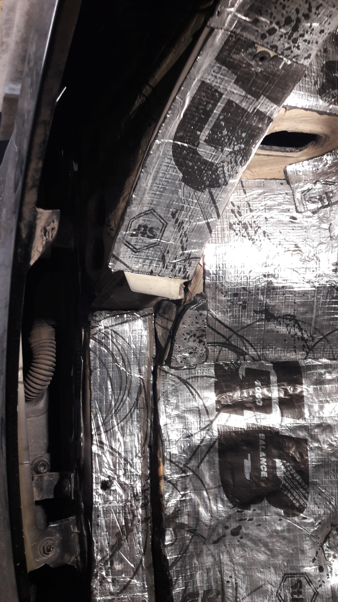 Шумка арок снаружи — Skoda Octavia A7 Mk3, 1,4 л, 2017 года | тюнинг ...