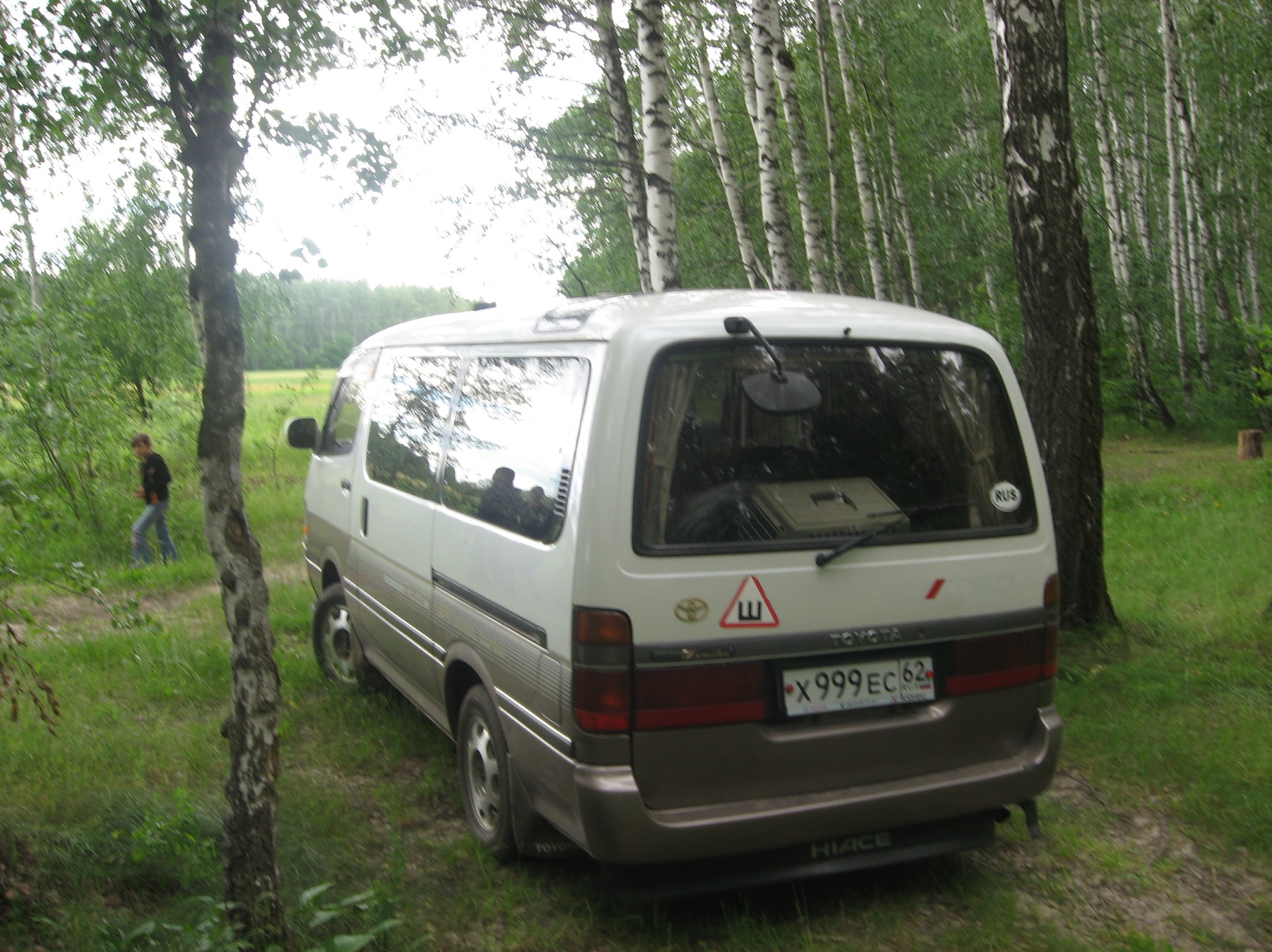 На дачу с Миледи. — Toyota HiAce (H100), 2,4 л., 1992 года | обкатка ...