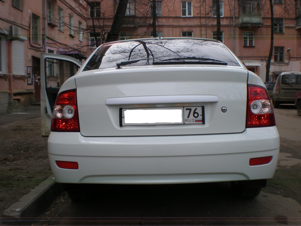 Замена местами стопов и габаритов Приора — Lada Приора хэтчбек, 1,6 л ...