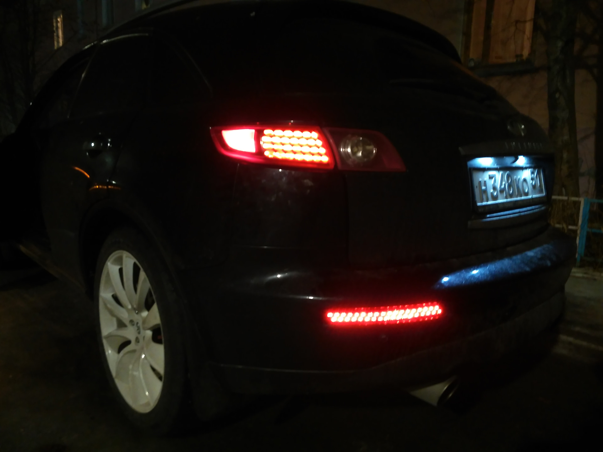 Infiniti fx35 не горят габариты