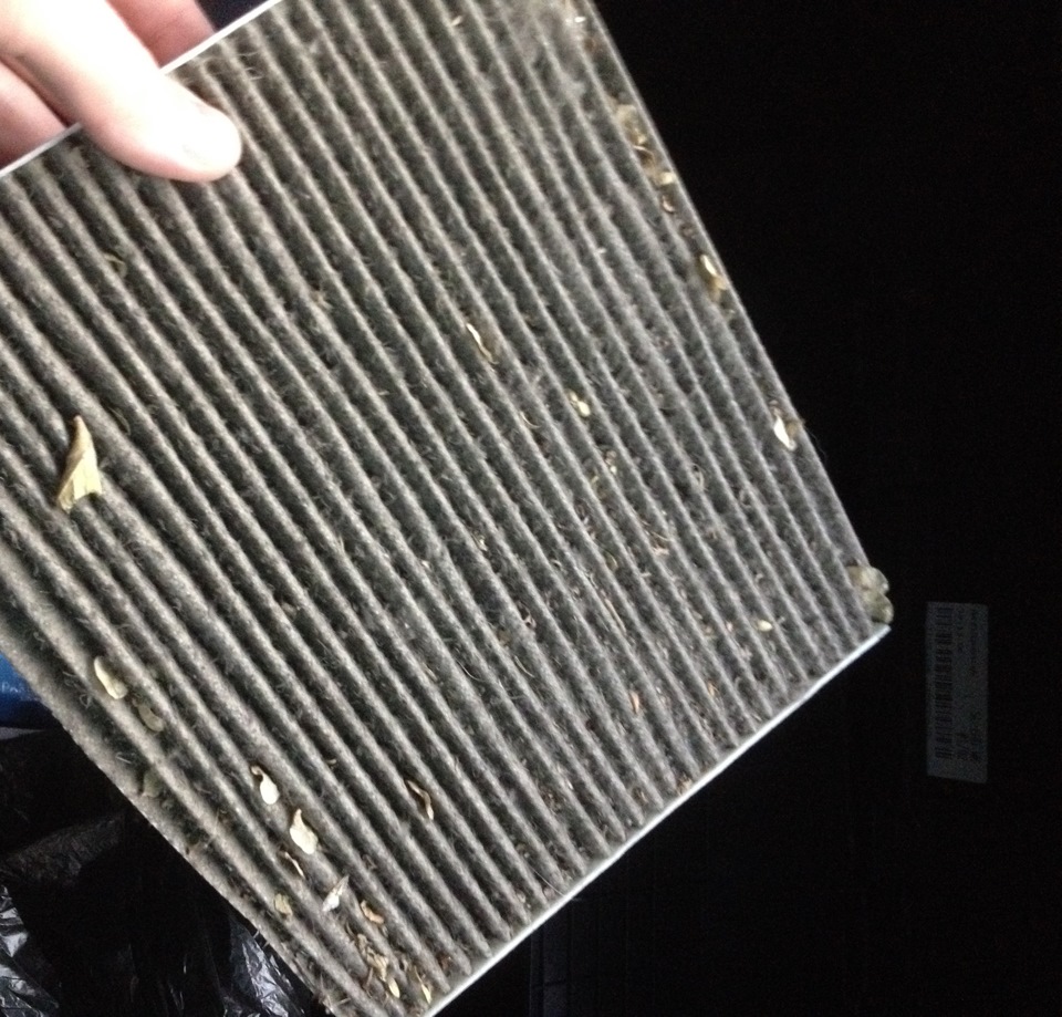 Замена салонного фильтра! — KIA Sportage (3G), 2 л, 2012 года ...