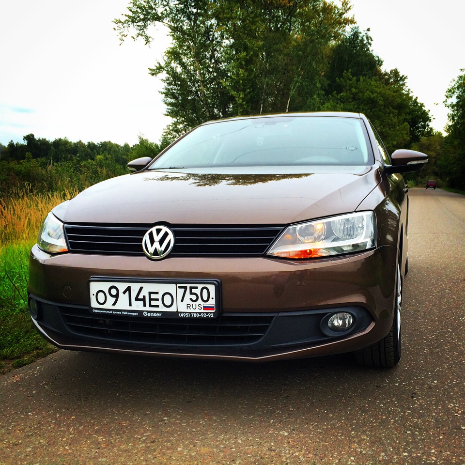 1 4 tsi джетта. Джетта 6 1.4 122 л.с. Фольксваген Джетта 1.4. VW Jetta 6 1.4 TSI. Jetta 2011 1.4 TSI.