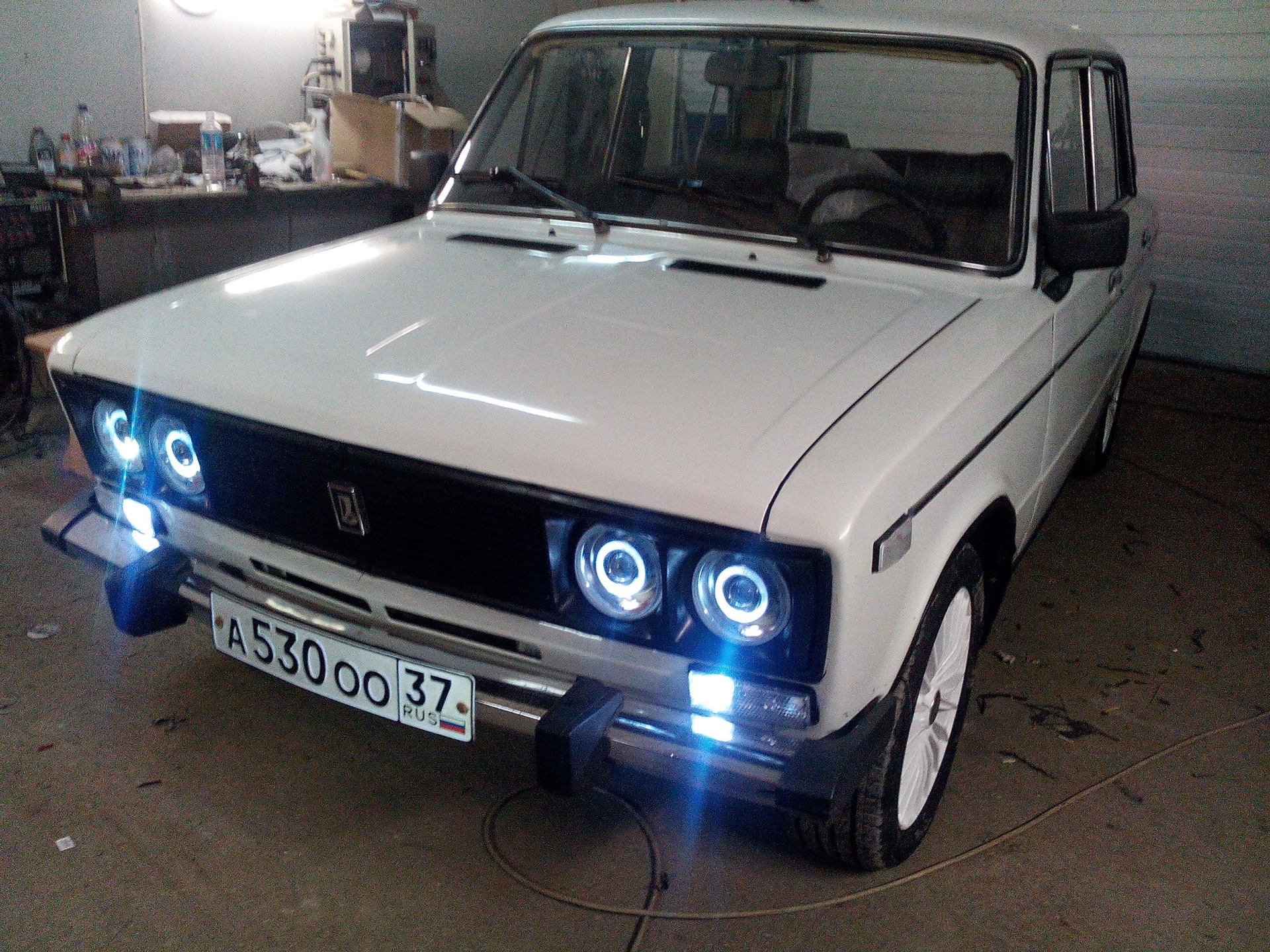 Фары ваз 2106. Lada 2106 Cyracylar. VAZ #vaz2106 #2106 #Лада. Линзы на ВАЗ 2106 С ангельскими глазками. ВАЗ 21:06 ангельские глазки.