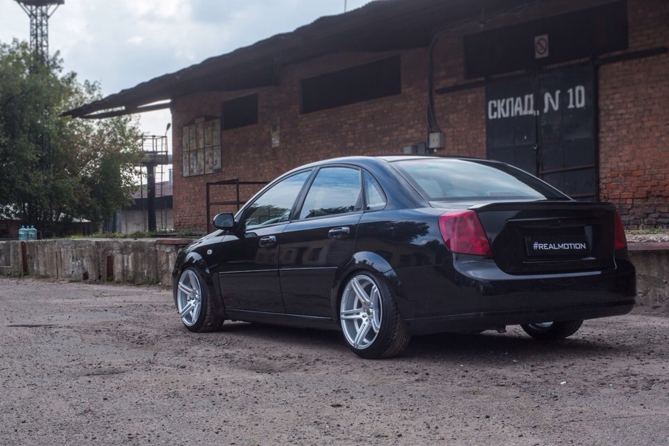 Chevrolet Lacetti stance