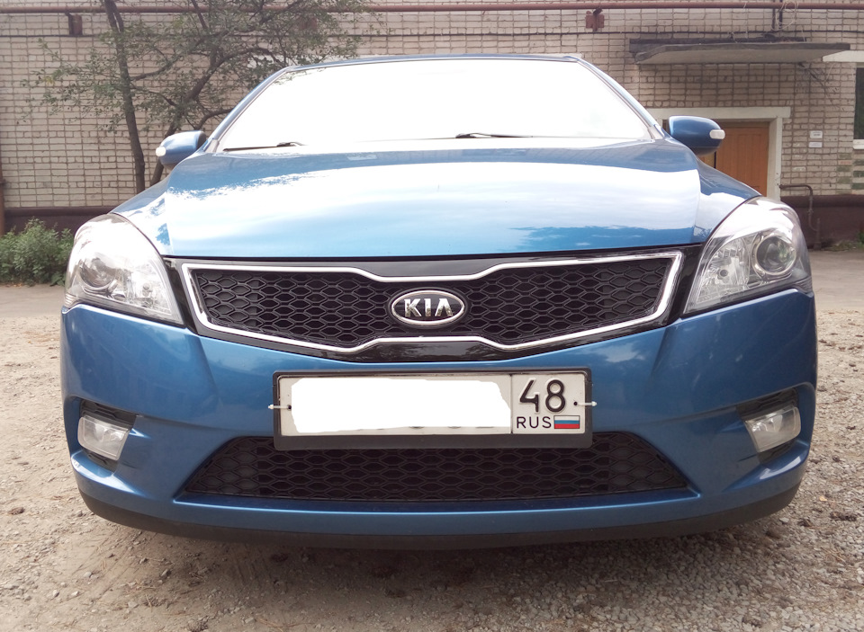 Немного атрибутики — KIA Ceed (1G), 1,6 л, 2011 года | другое | DRIVE2