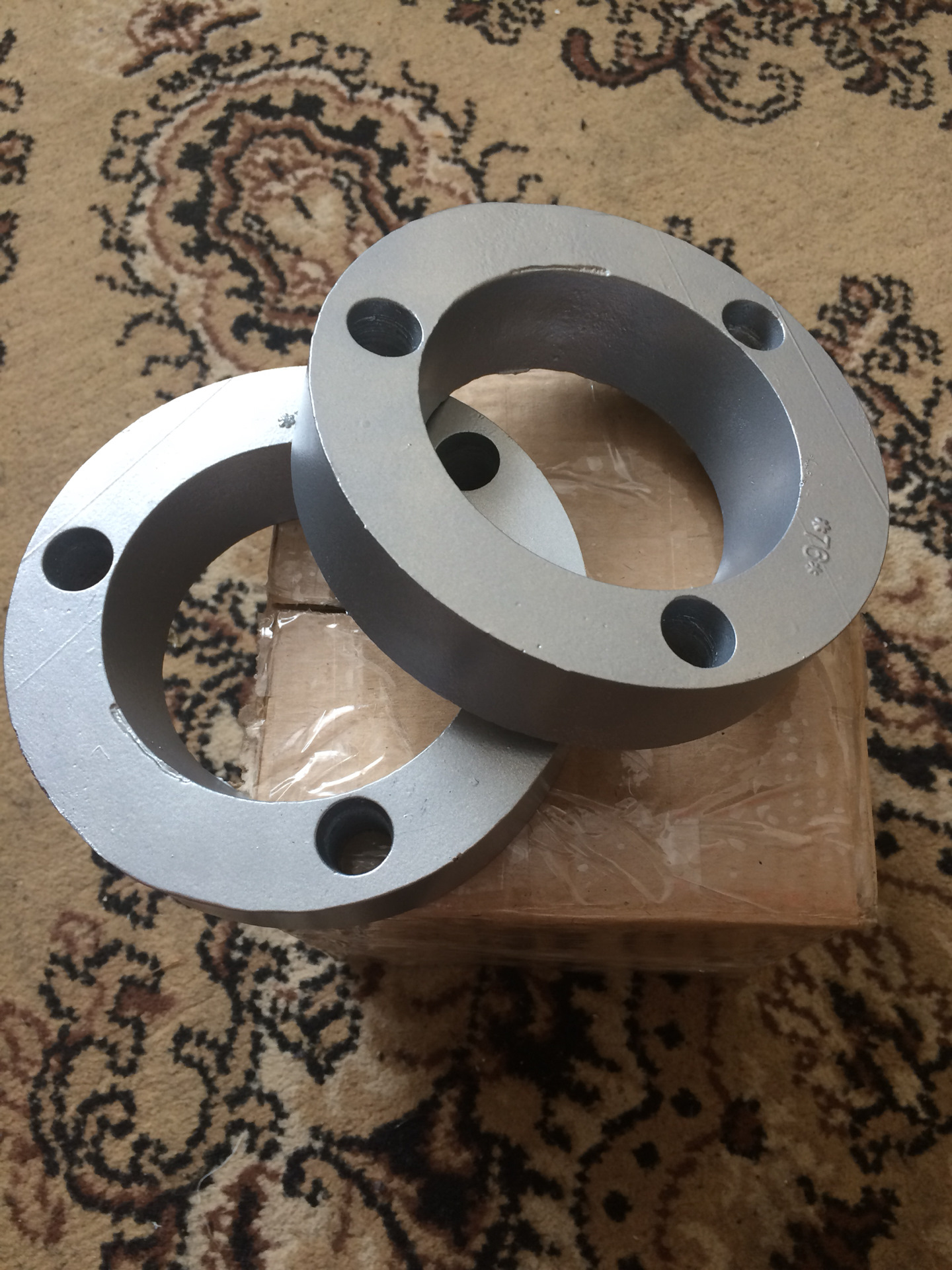 8. Колёсные проставки 30 мм на mitsubishi pajero 2. Проставки паджеро. Проставки для увеличения клиренса паджеро ио. Проставки под шаровые паджеро спорт 2.