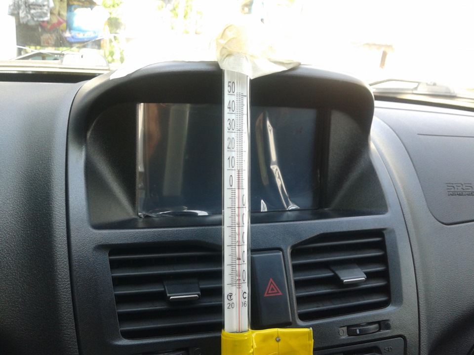Кондиционер на половину полон) — Lada Калина Хэтчбек (2G), 1,6 л, 2013 ...