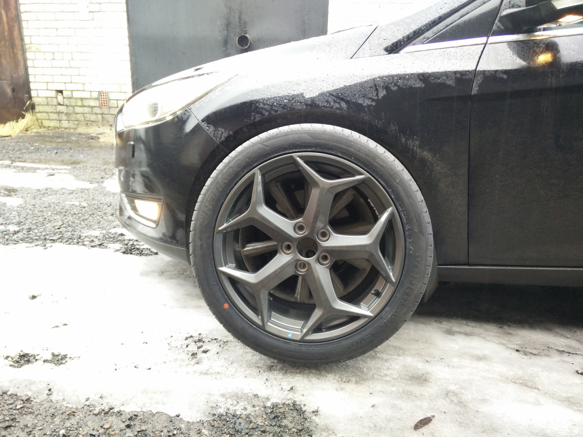 Диски — Ford Focus III Hatchback, 1,5 л, 2016 года | колёсные диски ...
