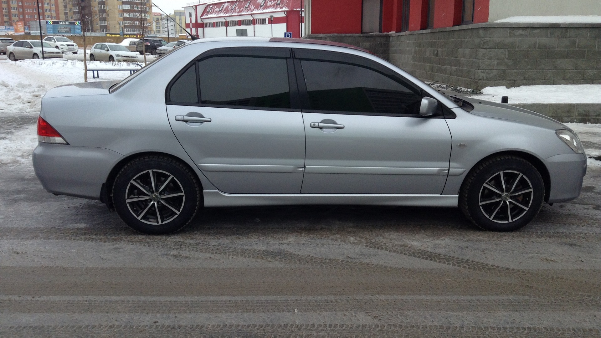 Mitsubishi Lancer IX 1.6 бензиновый 2004 | D класс на DRIVE2