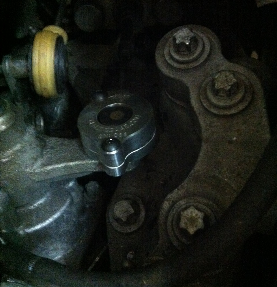 маленькая, но очень классная деталь — Saab 9-3 (2G)