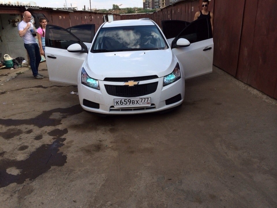 установка биксенона на chevrolet cruze установка биксенона на chevrolet cruze