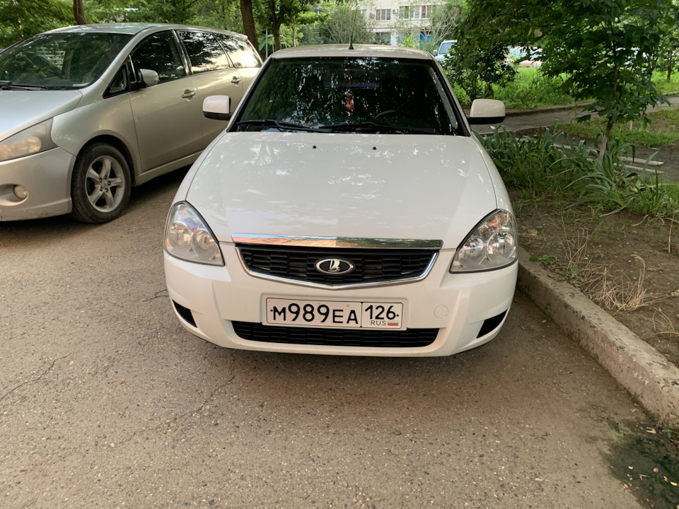 Заменил повторители поворотов на зеркалах на черные — LADA Приора седан ...