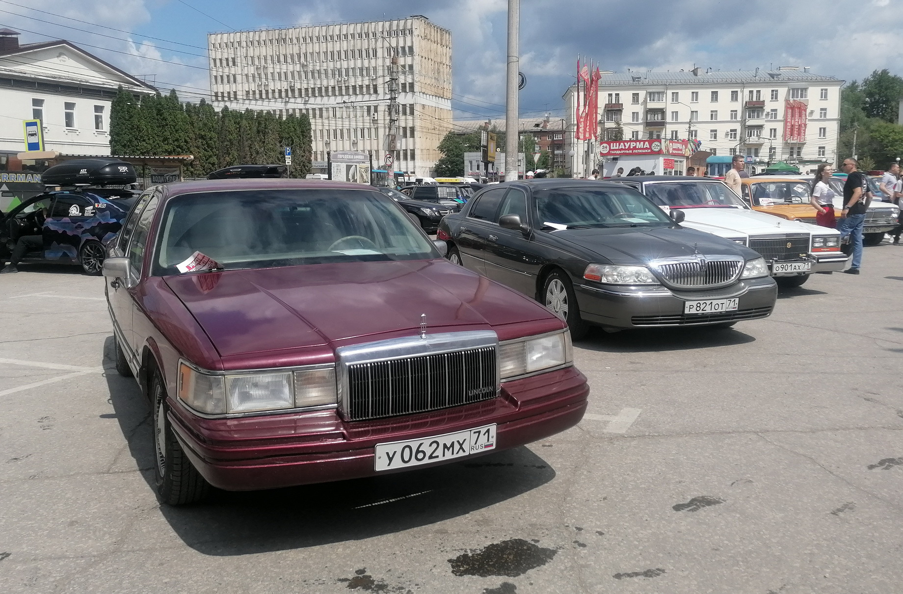 Сарафан-Авто NS 2023 — Тула. — Lincoln Town Car III, 4,6 л, 2004 года |  встреча | DRIVE2