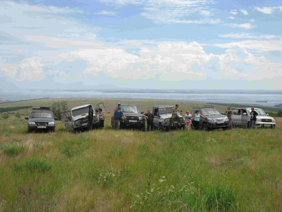 Первое коллективное фото из этой поездки на фоне Волги — Great Wall Hover