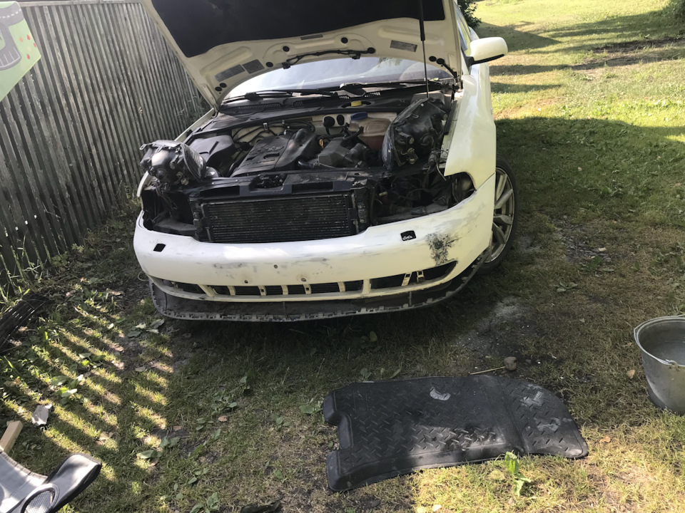 Покраска бампера — Audi A4 (B5), 1,8 л, 2000 года | кузовной ремонт ...
