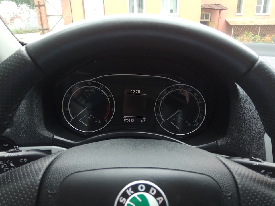 Замена приборки на MaxiDot MFD — Skoda Octavia A5 Mk2, 1,4 л, 2012 года ...