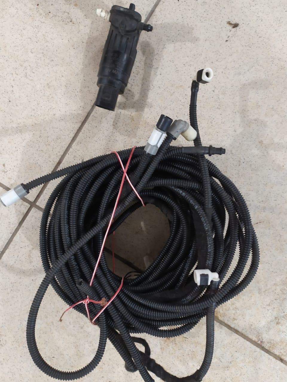 Магистраль со штуцерами — Volkswagen Polo Sedan