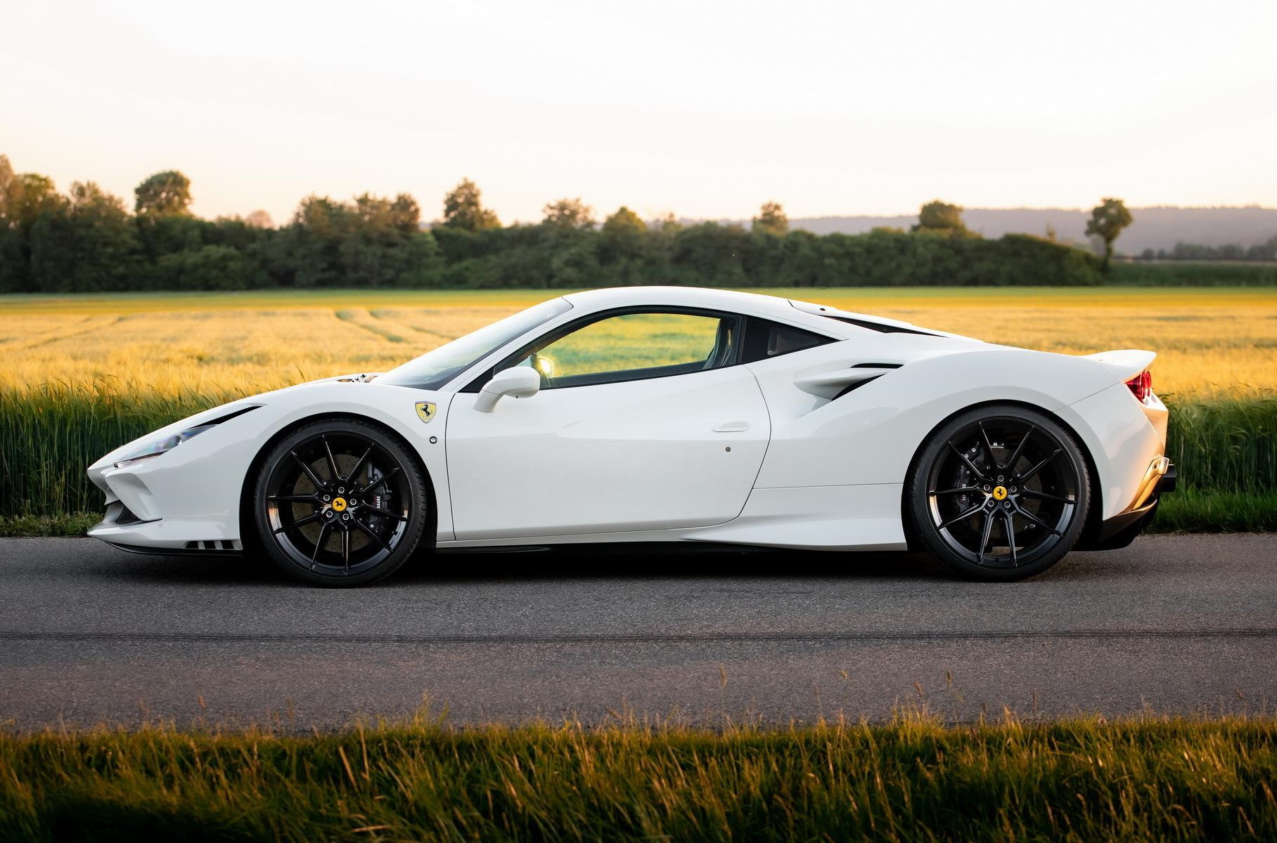 Ferrari f8 Dubai