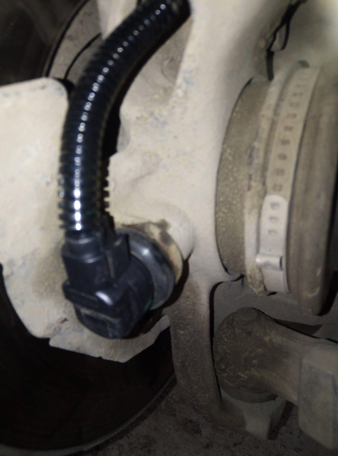 Замена датчика ABS - Peugeot 407, 2 л, 2004 года электроника DRIVE2