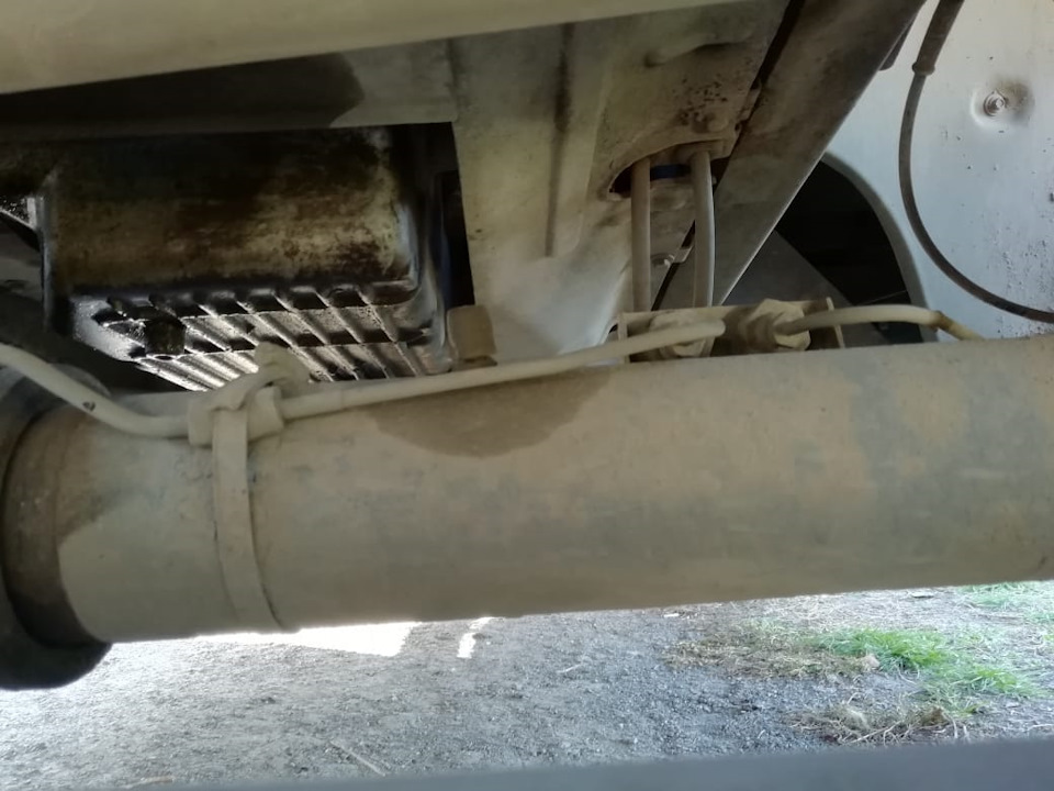 Вывод сапунов под капот — УАЗ Patriot, 2,7 л, 2016 года | тюнинг | DRIVE2