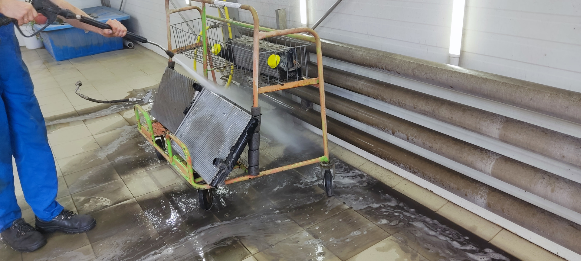 Мойка радиаторов со снятием — BMW X3 (F25), 3 л, 2014 года | плановое ...