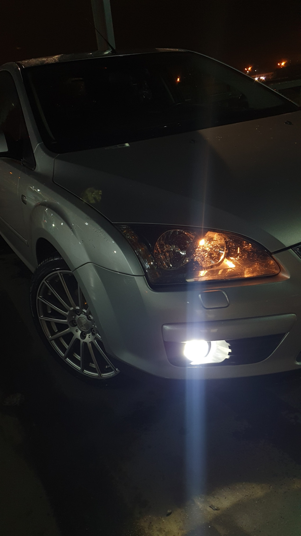 Диодные туманки и чёрные фары Форд Фокус 2 Дорест — Ford Focus Sedan II ...