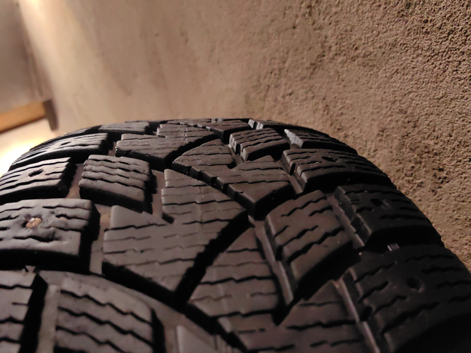 Шины зимние шипованные Landsail 245/75 R16, литые диски 16 ET40 5x130 ...