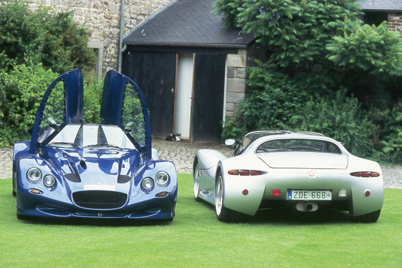 Появление и первые шаги