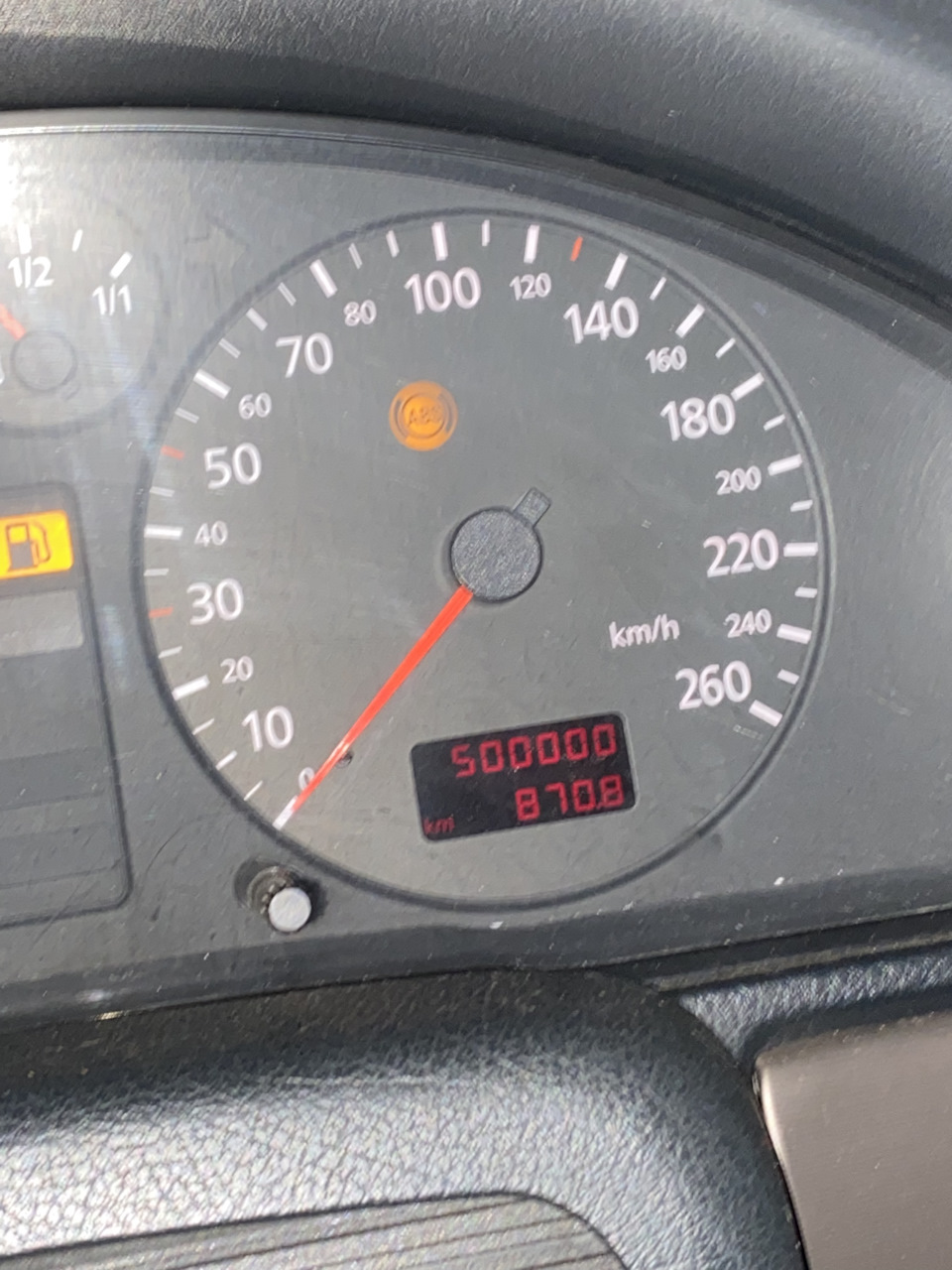 Родной пробег 500000 юбилей 🤪😁 — Audi A4 (B5), 1,6 л, 1997 года | просто  так | DRIVE2