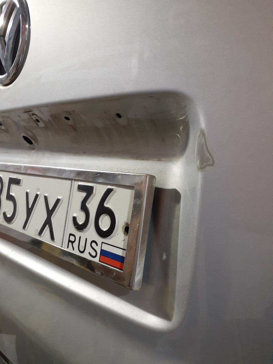 Вздулась краска на задней двери. — Volkswagen Caravelle (T5), 2 л, 2013 ...