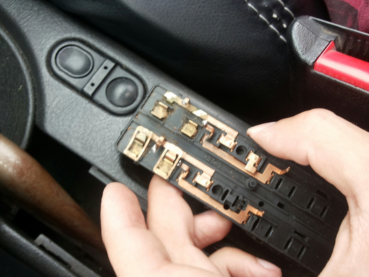 с124 задние стеклоподъёмники. кнопка стеклоподъёмники на opel astra h. блок кнопок стеклоподъемника опель вектра с. не работает стеклоподъемник опель. не работает стеклоподъемник опель.