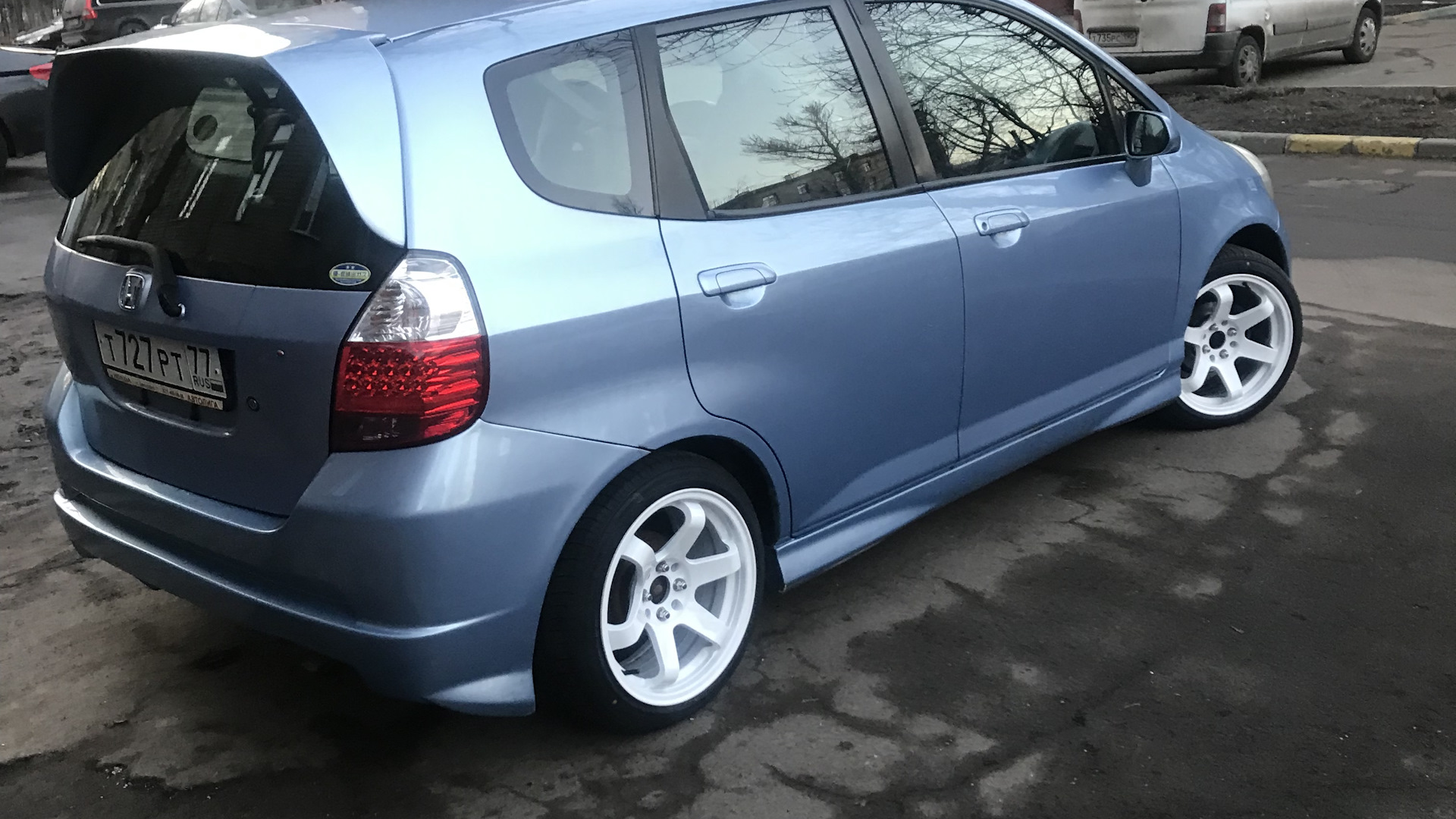 Honda Fit (1G) 1.3 бензиновый 2001 | MUGEN на DRIVE2