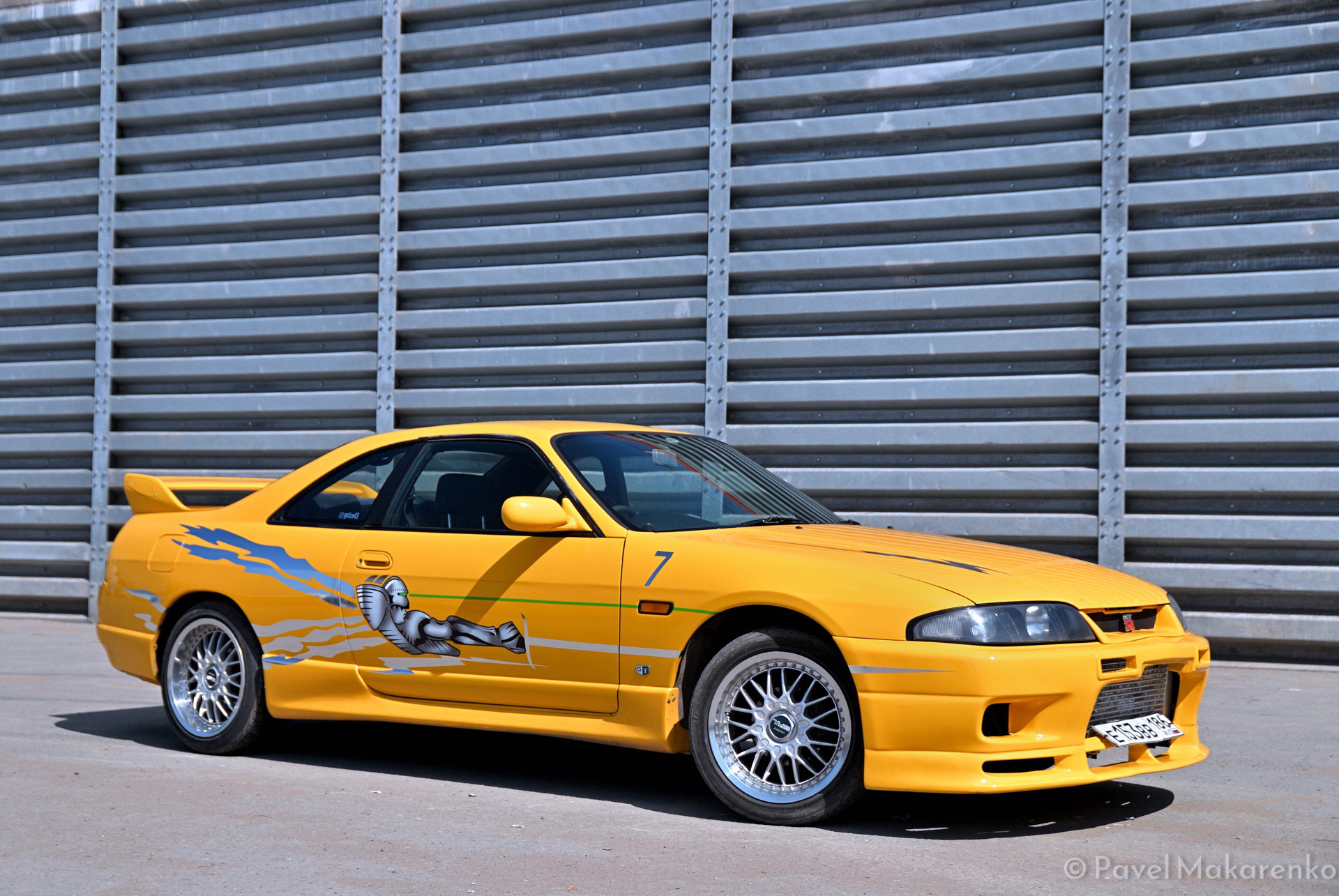 Nissan Skyline GTR r33