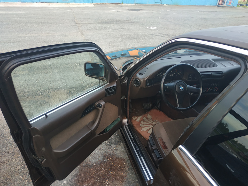 Куплю коричневый салон ! — BMW 5 series (E34), 2,5 л, 1991 года ...