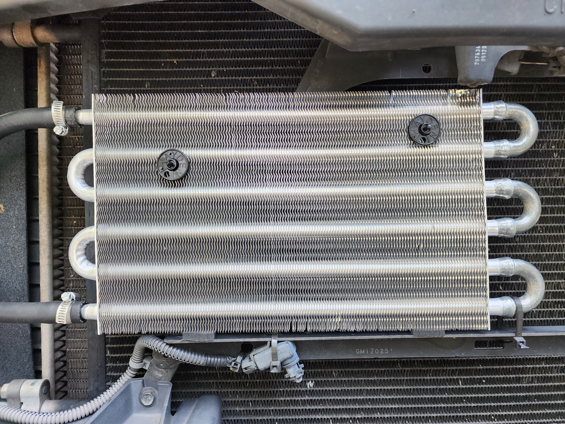 Протекает шланг охлаждения АКПП после установки радиатора — Chevrolet ...