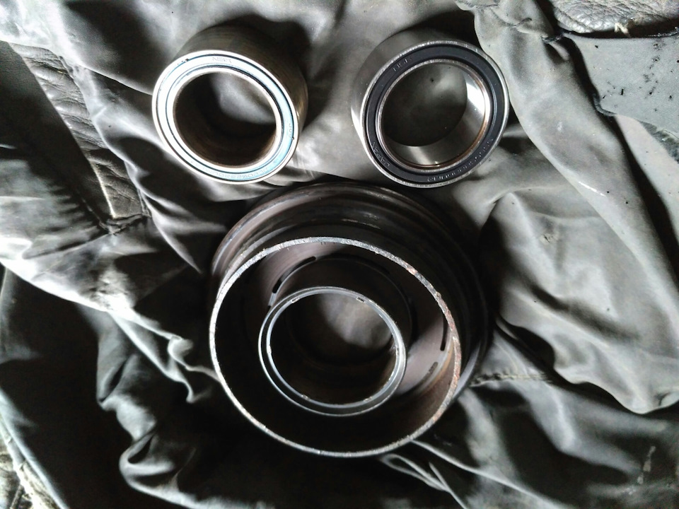 Замена подшипника в муфте кондиционера — BMW 7 series (E38), 2,5 л ...